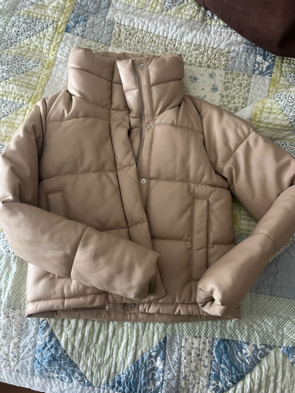 Abercrombie & Fitch Beige Puffer Jacket